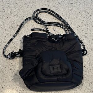 Under Armour Black Puffer Crossbody Pouch with Contrast Cord